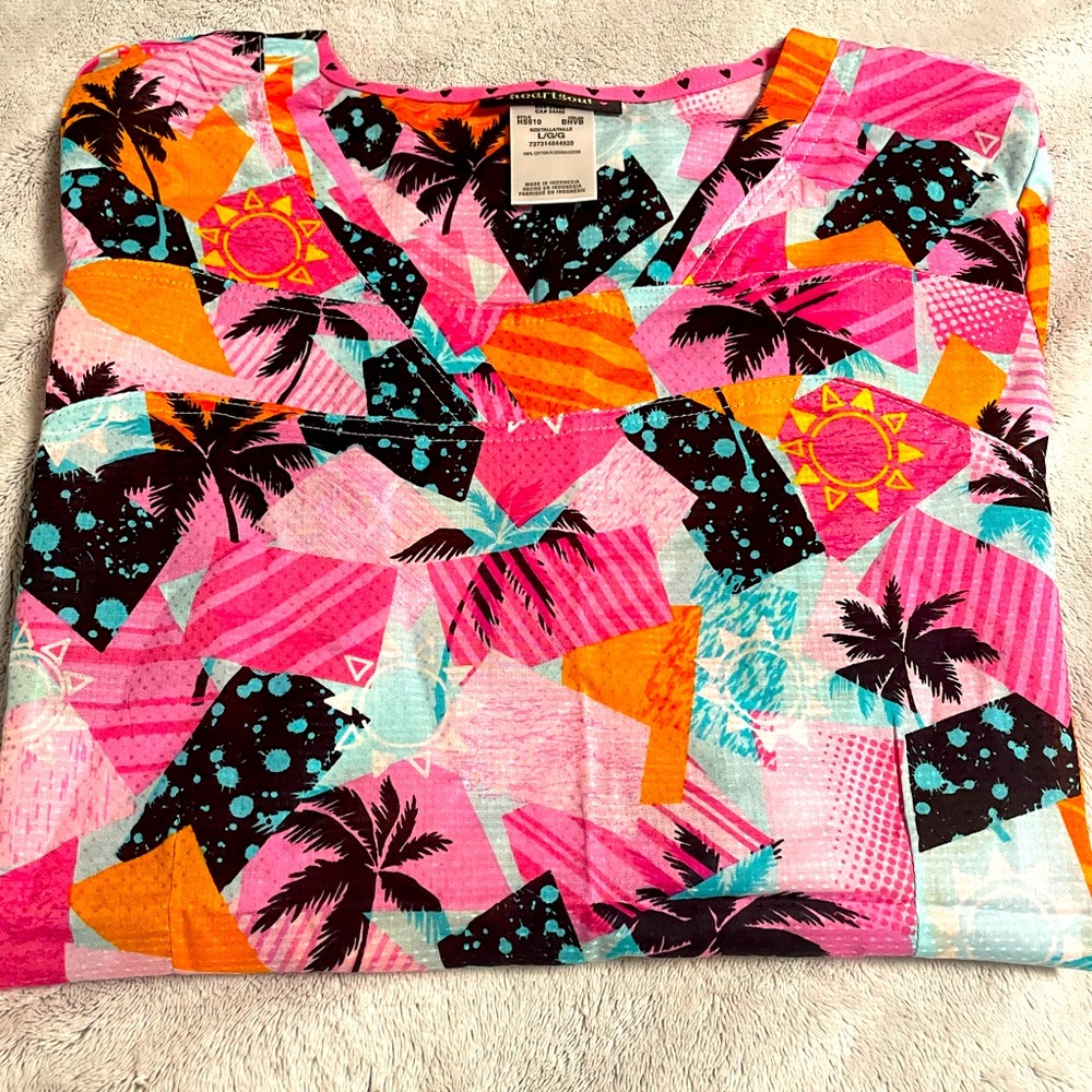 Heart soul Scrub Top L NWT